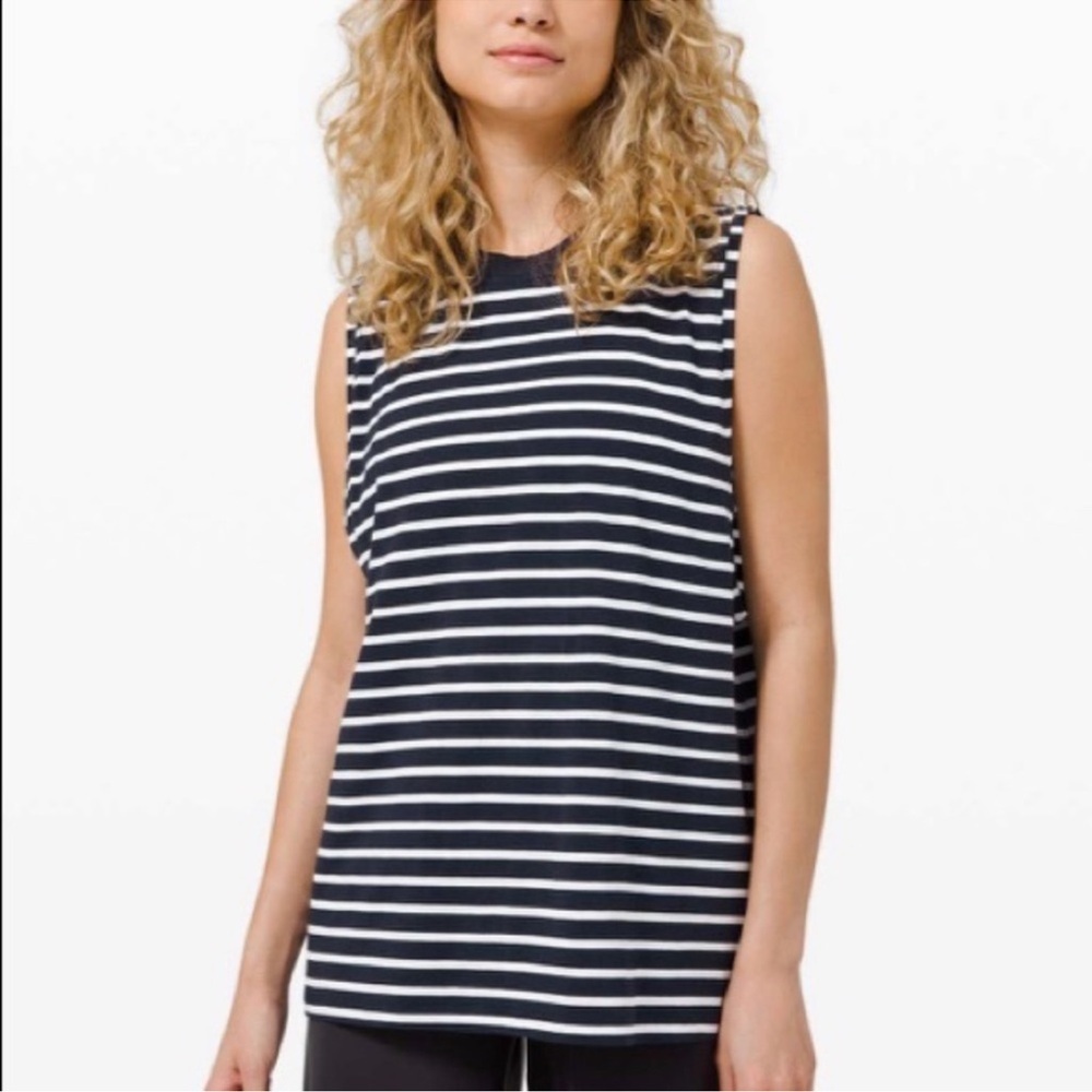 Lululemon All Yours Boyfriend Tank in navy and white stripe size 8 SMALL SPOT